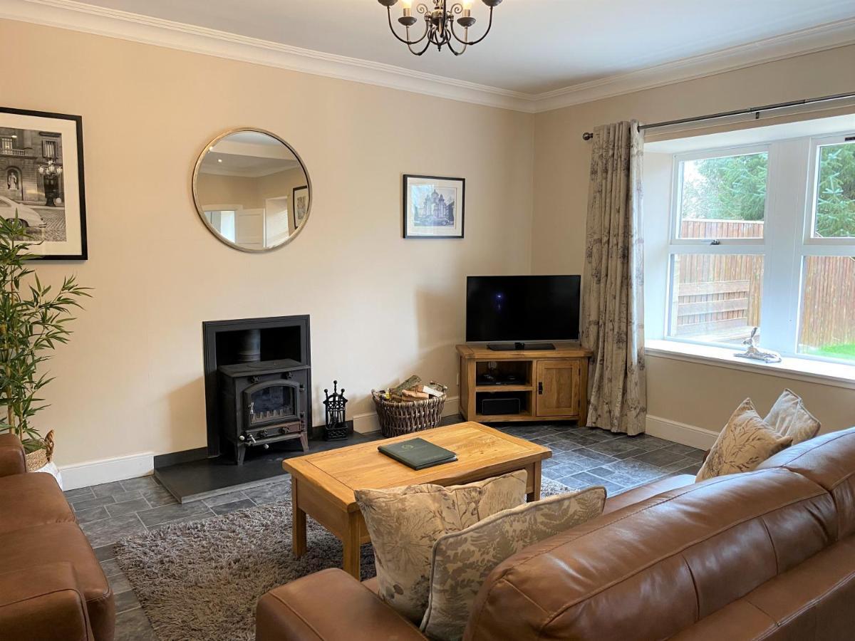 Cherry Blossom Cottage Cupar Buitenkant foto